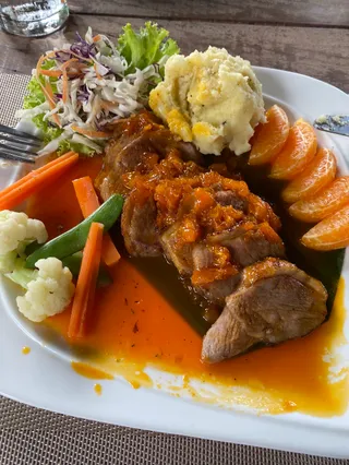 River Garden Restaurant&Bar