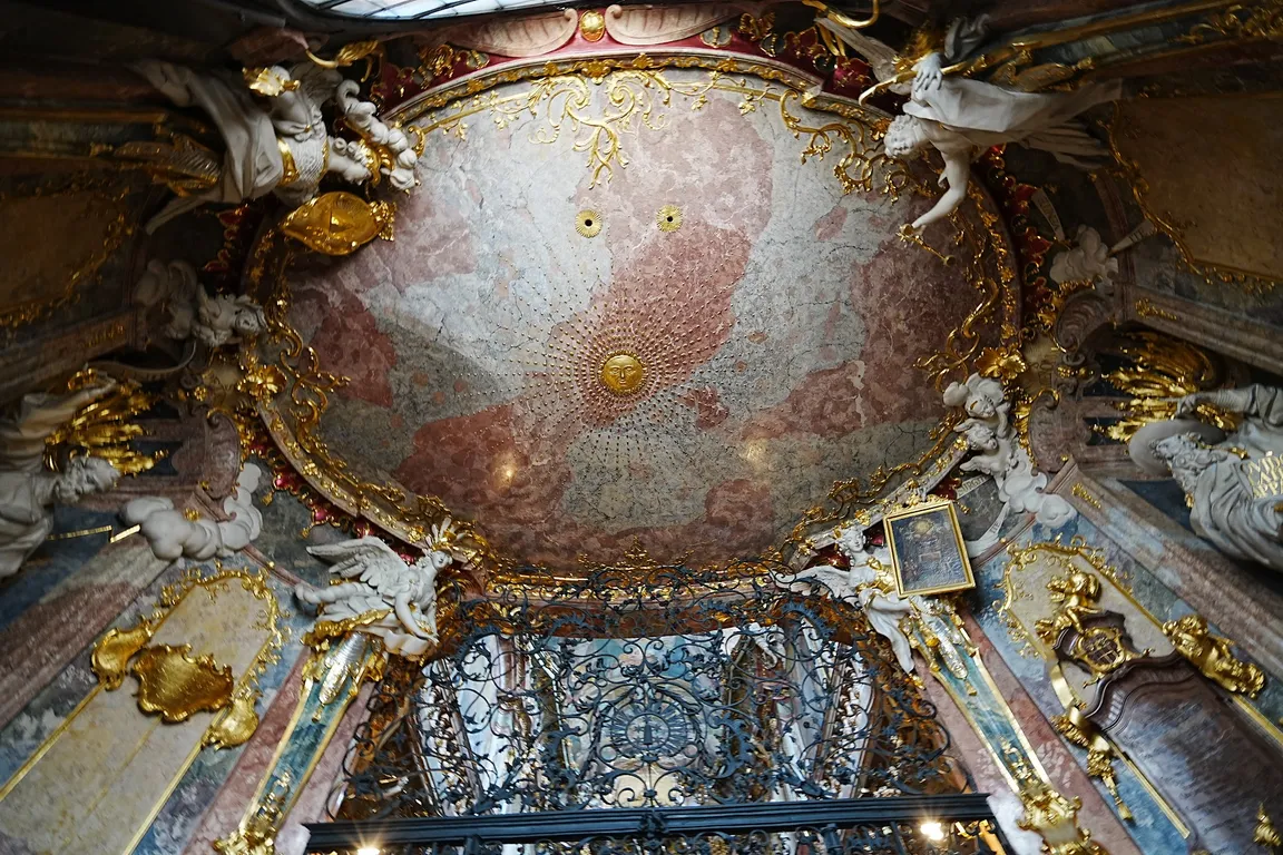Kościół św. Jana Nepomucena w Monachium