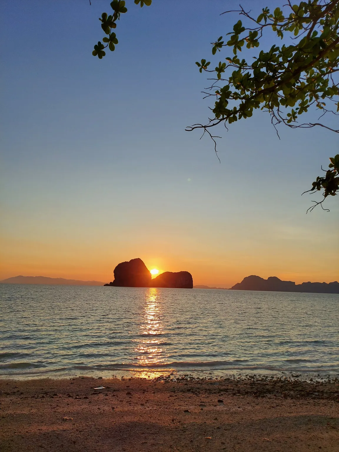 Koh Ngai Resort