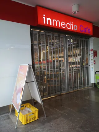 Inmedio Cafe