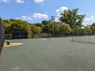 Sauganash Park Tennis Courts