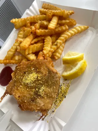 SMAŻALNIA RYB "Rybka Jak Dawniej" / Fish & Chips / Smażona ryba, na miejscu i na wynos / tel: 815329674