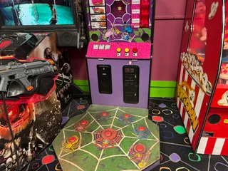 Wow Family Entertainment Center
