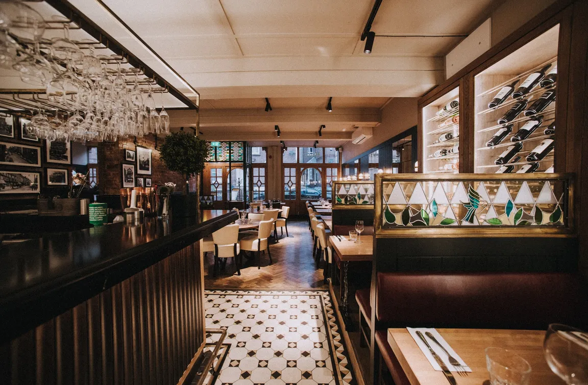 Harry's Restaurant