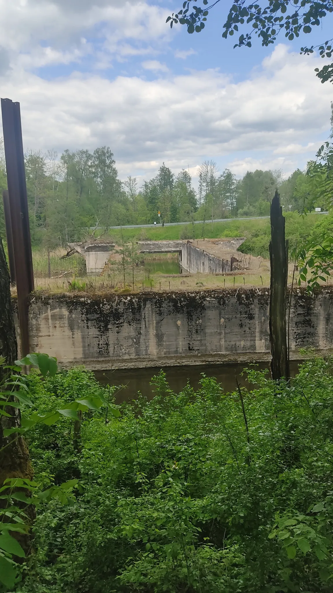 Śluza Leśniewo Górne