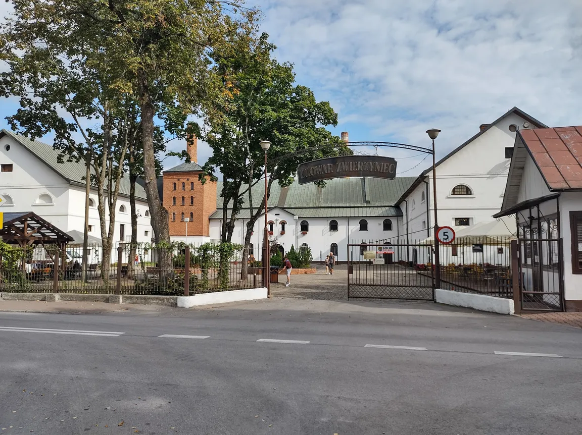 Zwierzyniec Pijalnia Piwa
