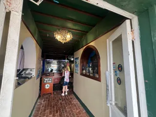 White Horse Pub & Restaurant