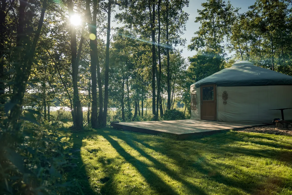 Zatoka Bielika Glamping Resort