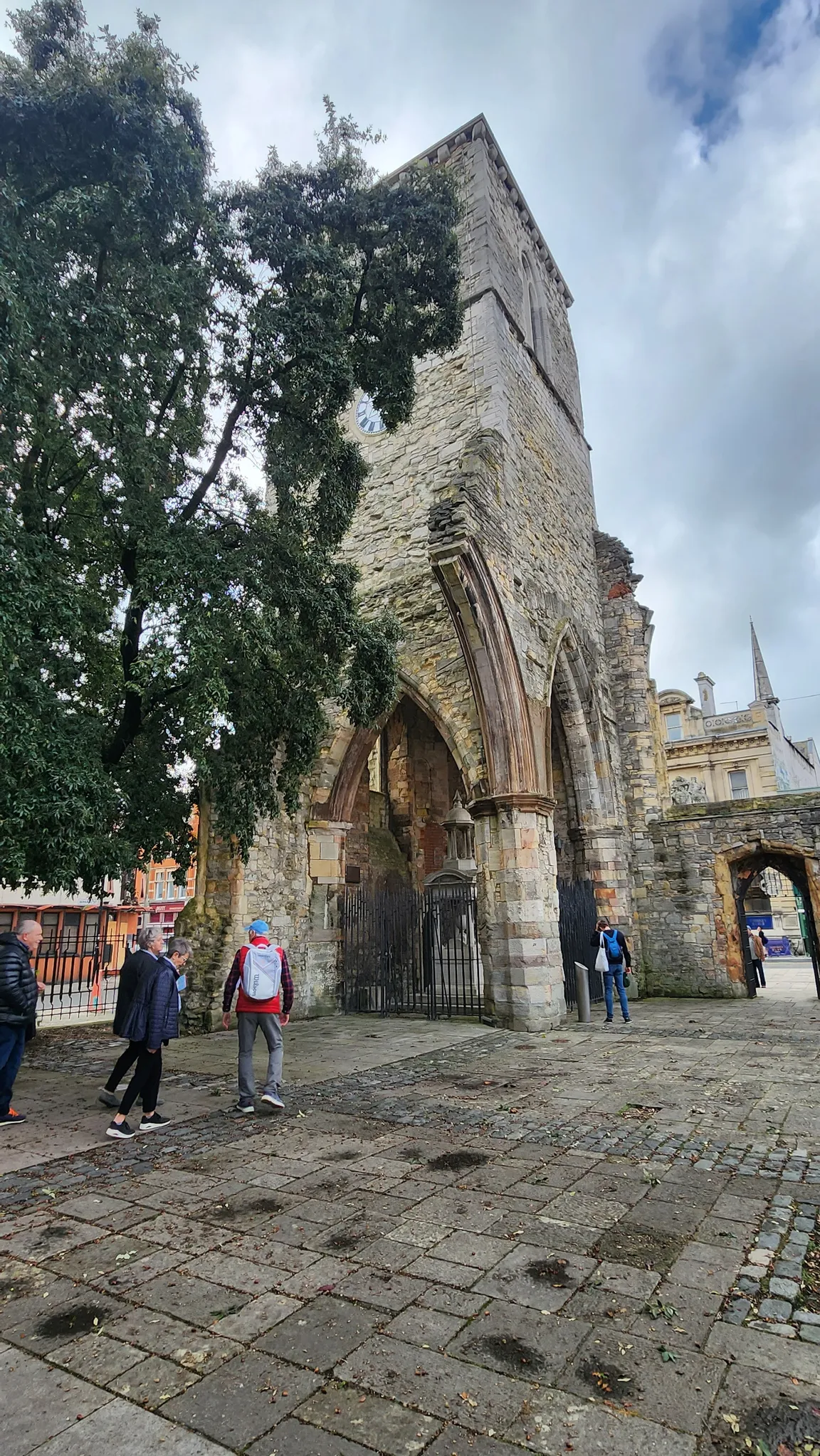 Holyrood Church