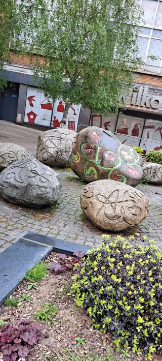 Crawley People's Monument