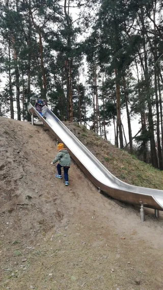 Leśny Plac Zabaw - Sołectwo Cegielnia