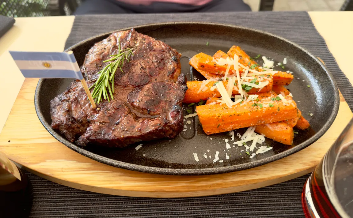 Tango Argentino Steakhouse