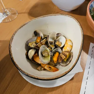 Baixamar - Mariscos e Petiscos