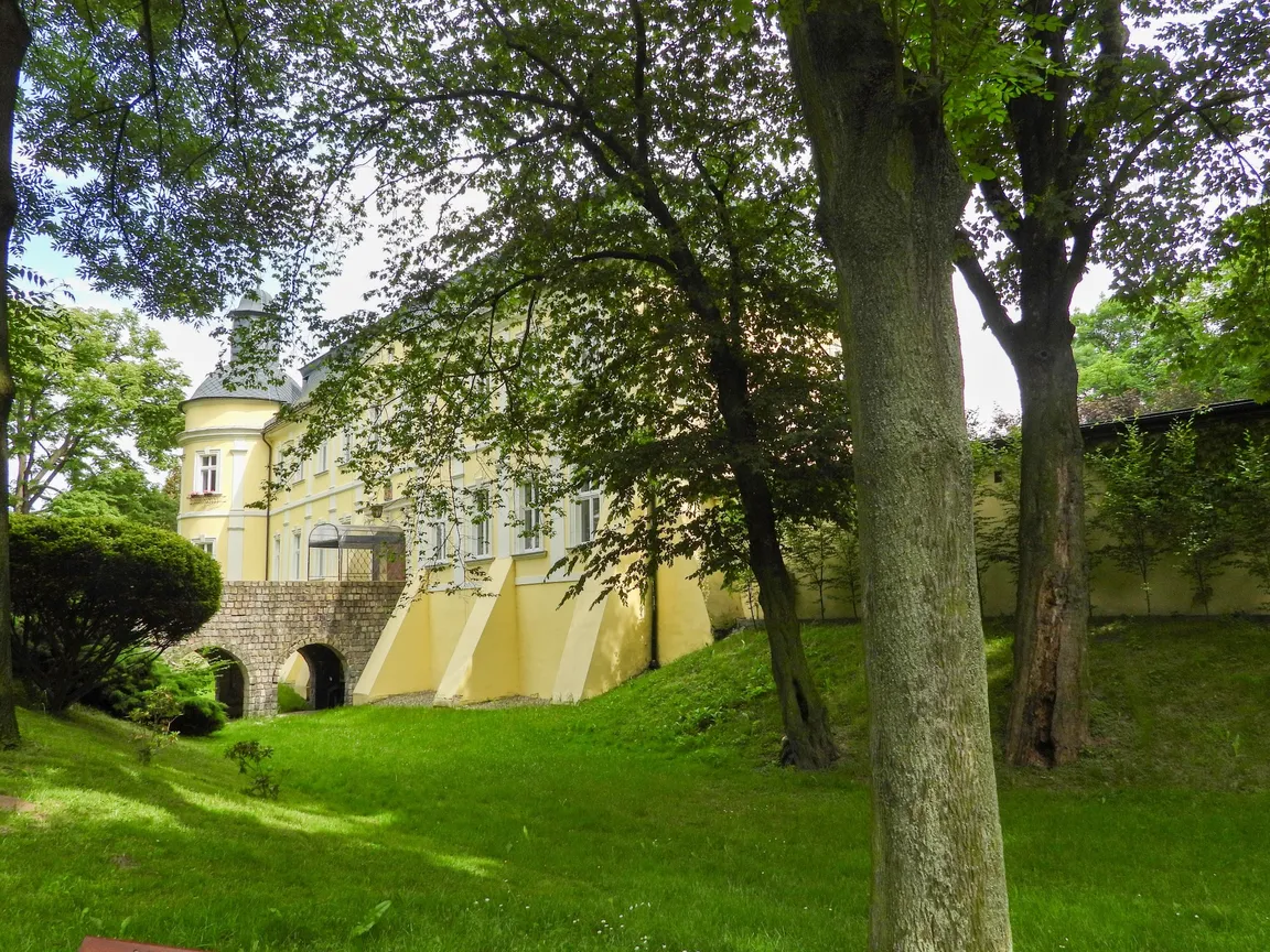 Zamek Chałupki | Hotel & Restaurant