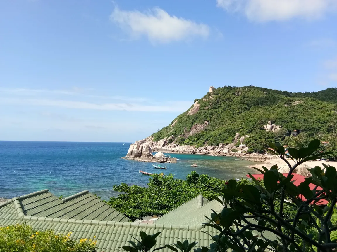 Tanote Bay