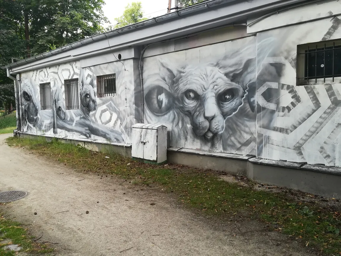 Sfinks 700