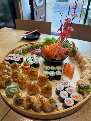 Urara Sushi & Shabu Shabu