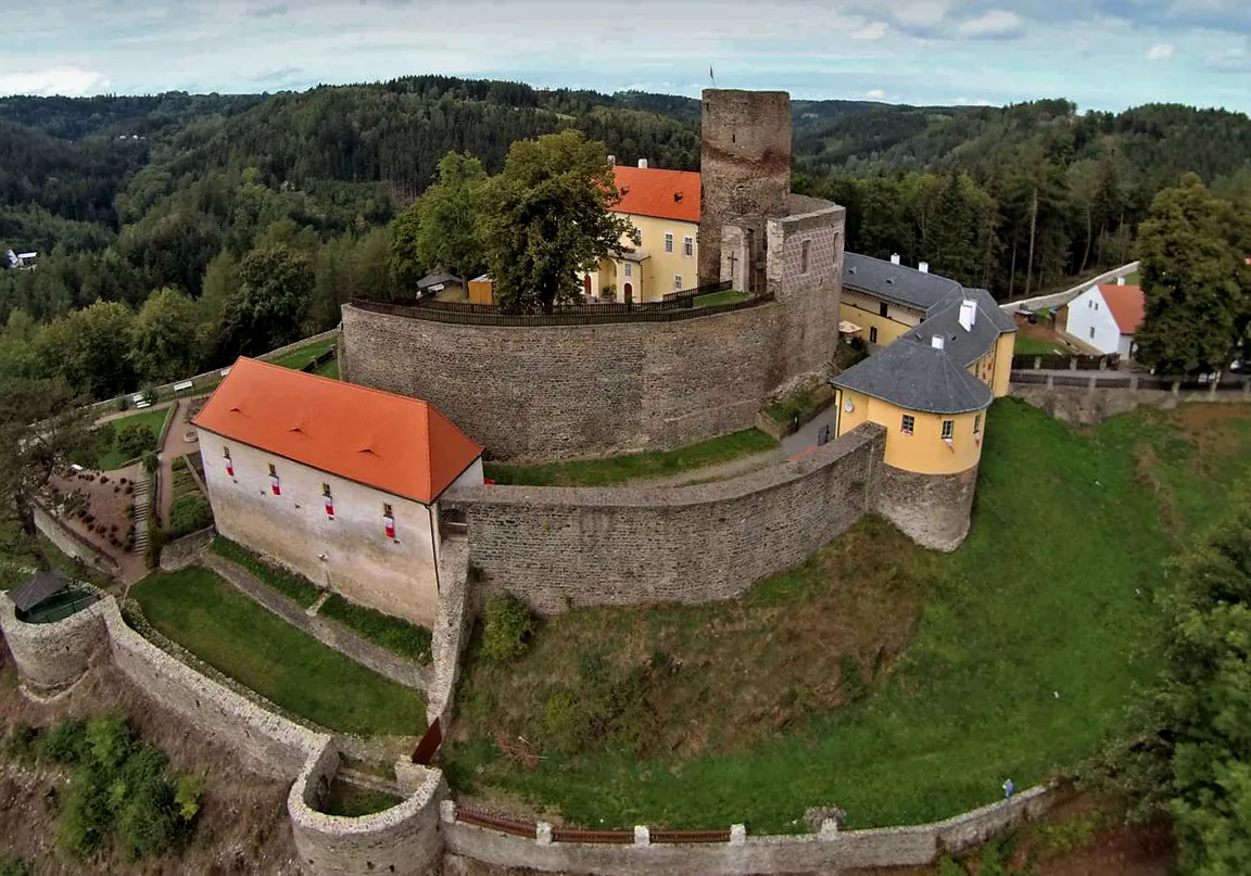zamek Svojanov