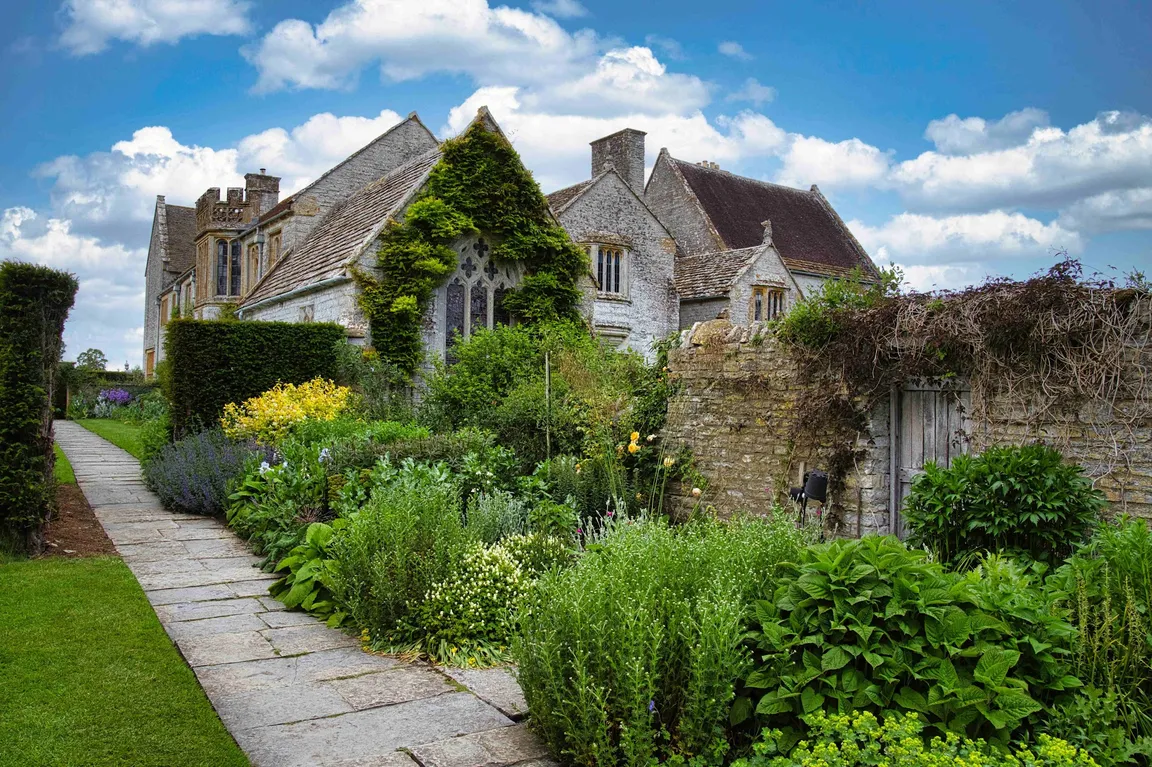 National Trust - Lytes Cary Manor