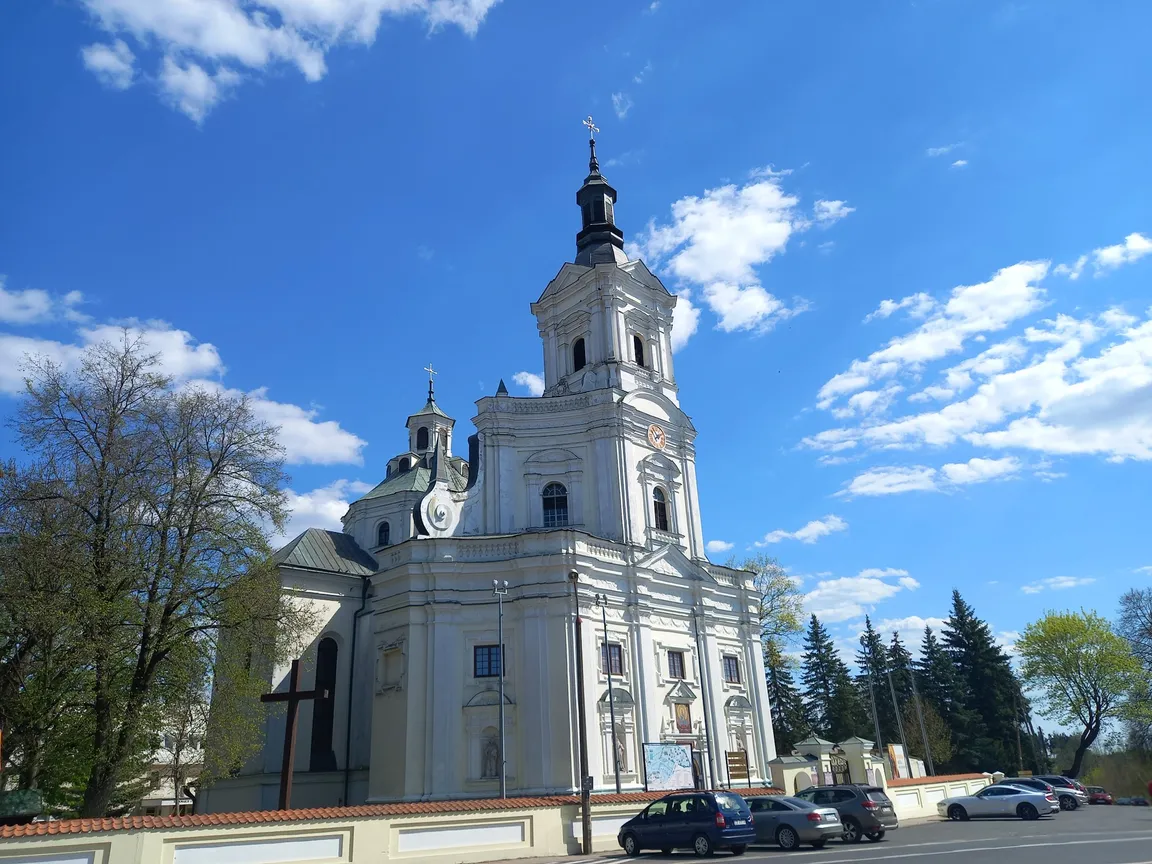 Kościół Rzymskokatolicki Sanktuarium Matki Bożej Kodeńskiej - Misjonarze Oblaci Maryi Niepokalanej