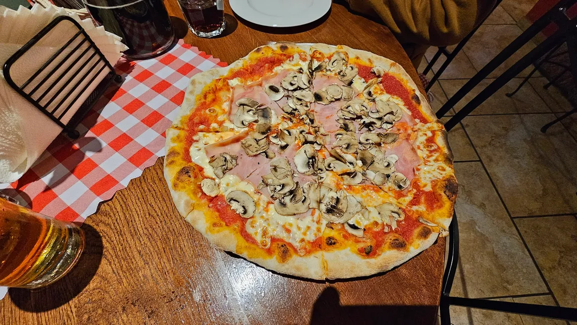 Cafe Fosa Restauracja Włoska & Pub