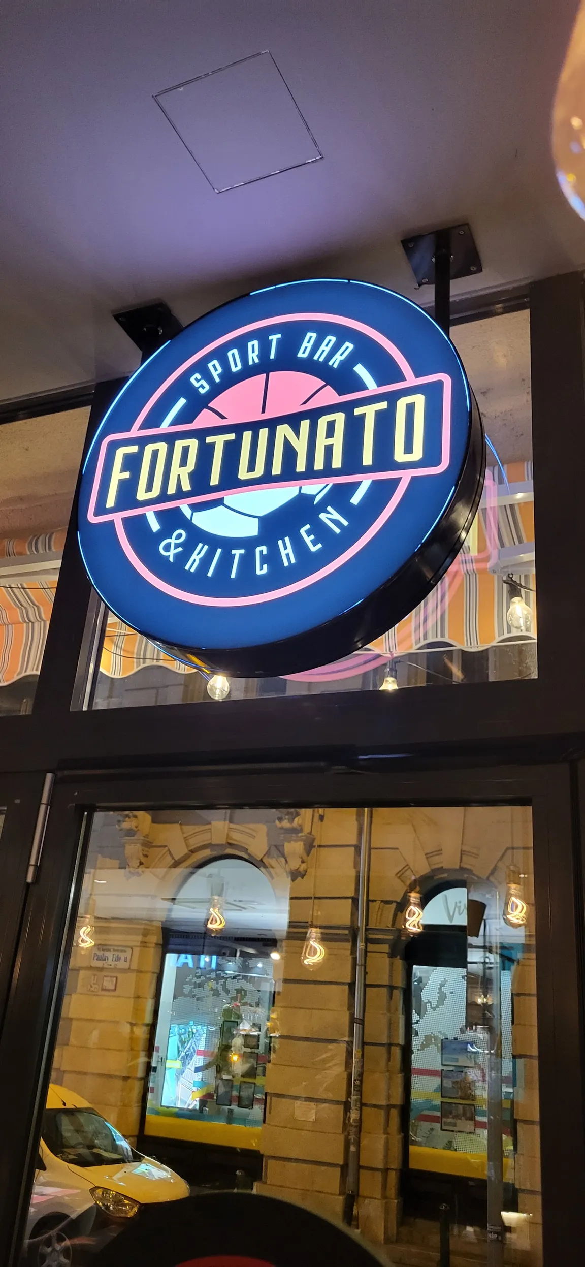 Fortunato Budapest Sport Bar ＆ Kitchen