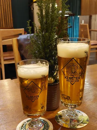 OX Premium Burgers & Cocktails