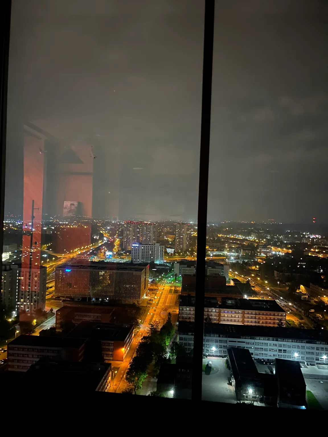 27th Floor Restaurant & Bar