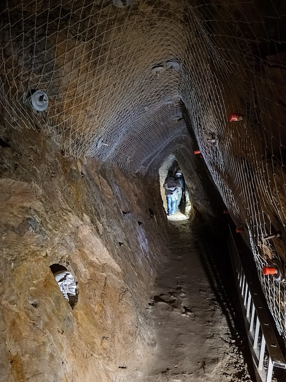 Podziemna trasa turystyczna "Kopalnia św. Jan" w Krobicy - Geopark