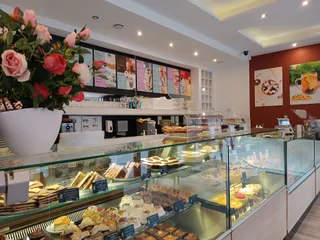 Cafe Góra Lodowa - kawiarnia, lodziarnia, cukiernia