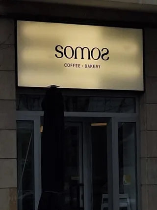Somos - Coffee & Bakery