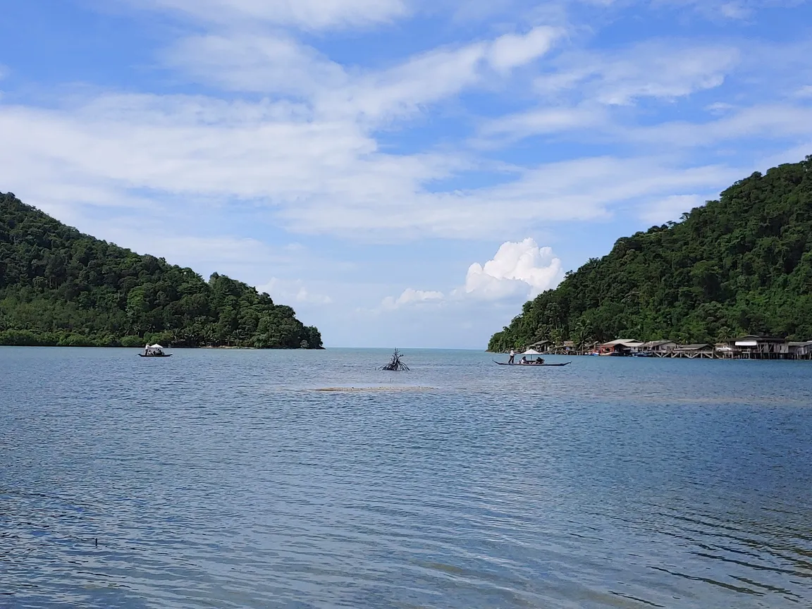 Salak Khok Fishing Village