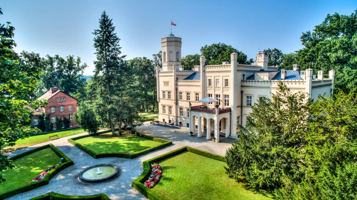 Pałac Mierzęcin Wellness & Wine Resort