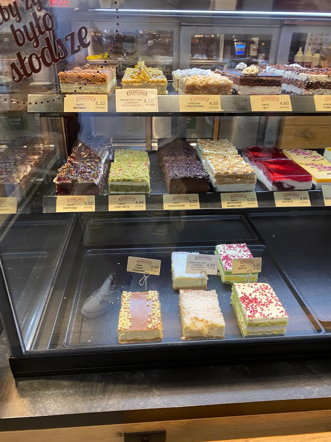 Familijna Wrocław | Piekarnia | Cukiernia | Bistro i Kawa