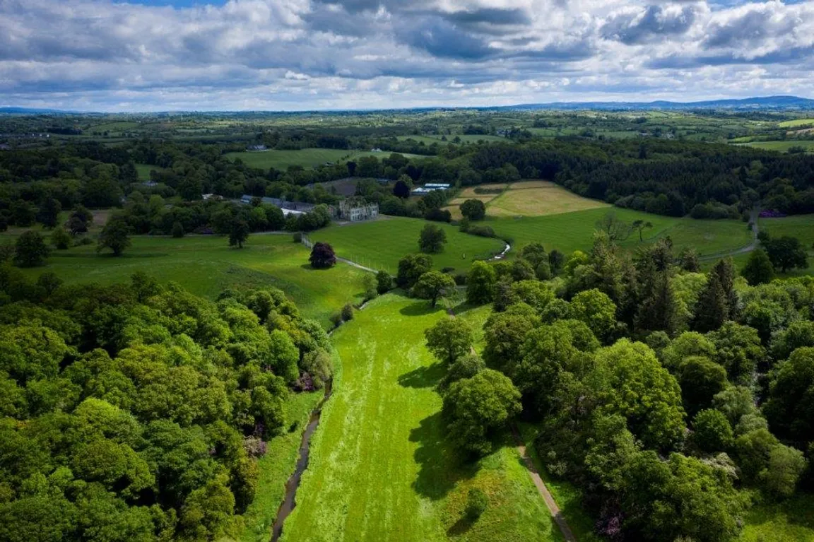 Necarne Castle