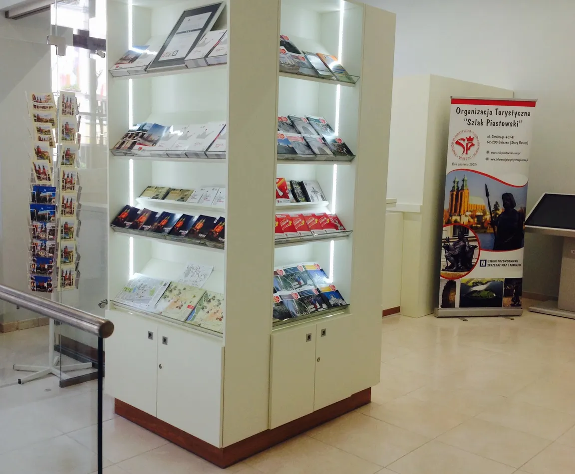 Organizacja Turystyczna Szlak Piastowski - Powiatowe Centrum Informacji Turystycznej