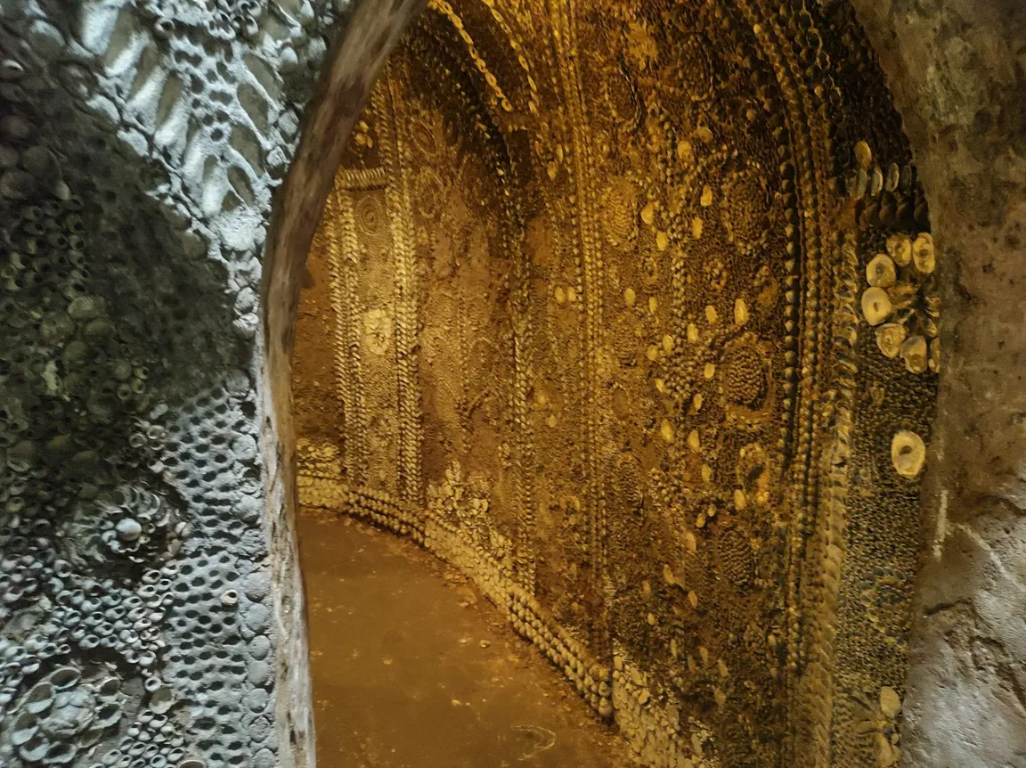 Shell Grotto