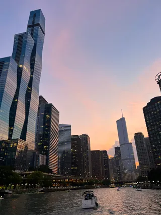 Chicago Motor Yacht