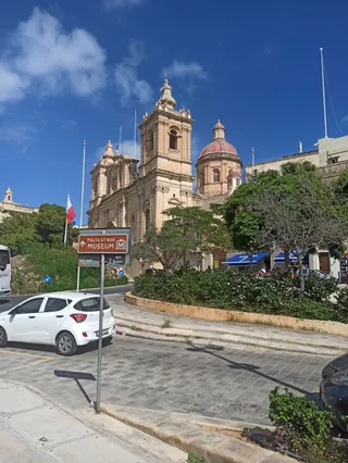 Birgu Monument