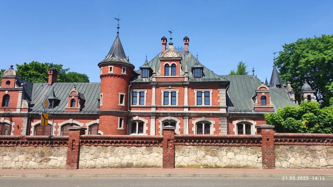 Pałac w Pławniowicach