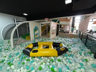 MK INO Kids Play Café