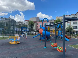 Bağcılar Belediyesi Kapalı Çocuk Oyun Parkı