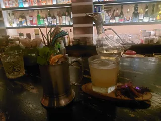 D bar