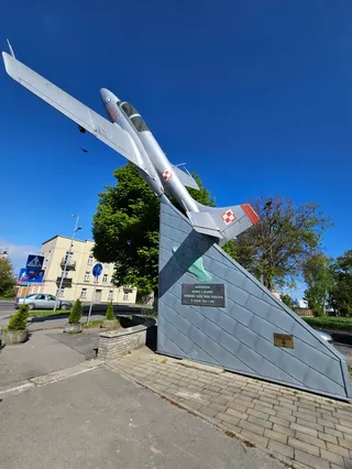 Pomnik Ts-11 Iskra w Zamościu