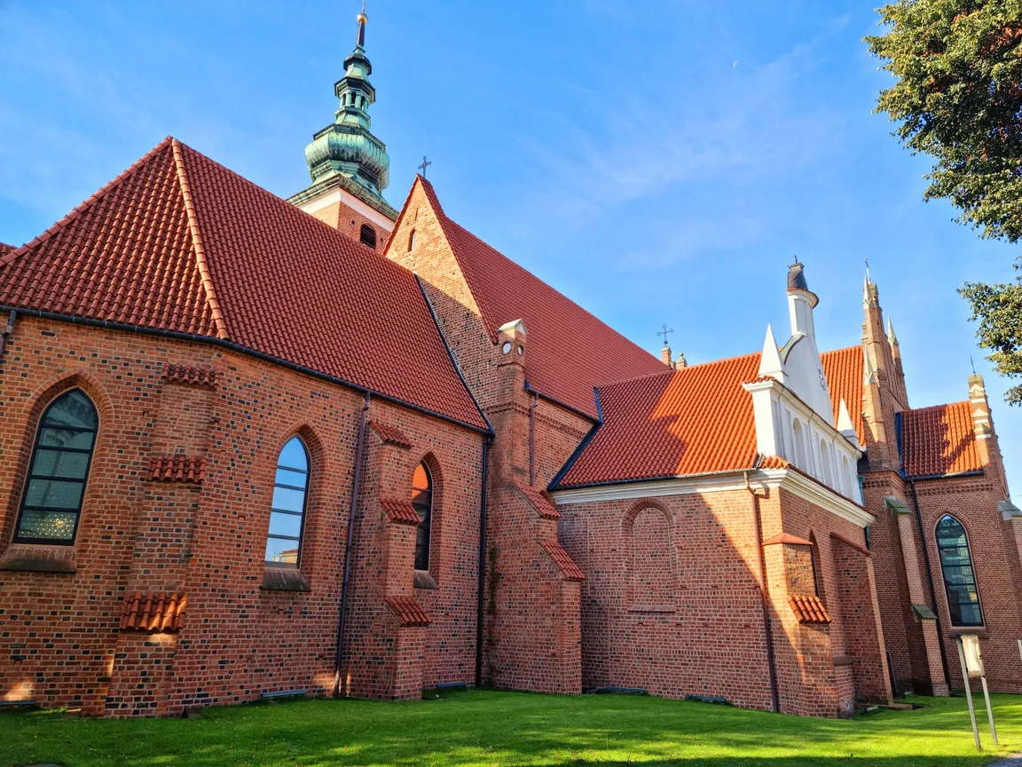 Pomnik Historii - Zespół klasztorny bernardynów w Radomiu