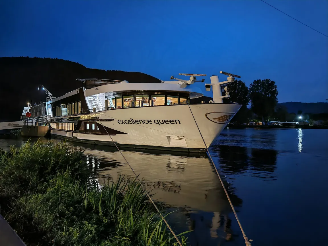 Moselufer bei Beilstein
