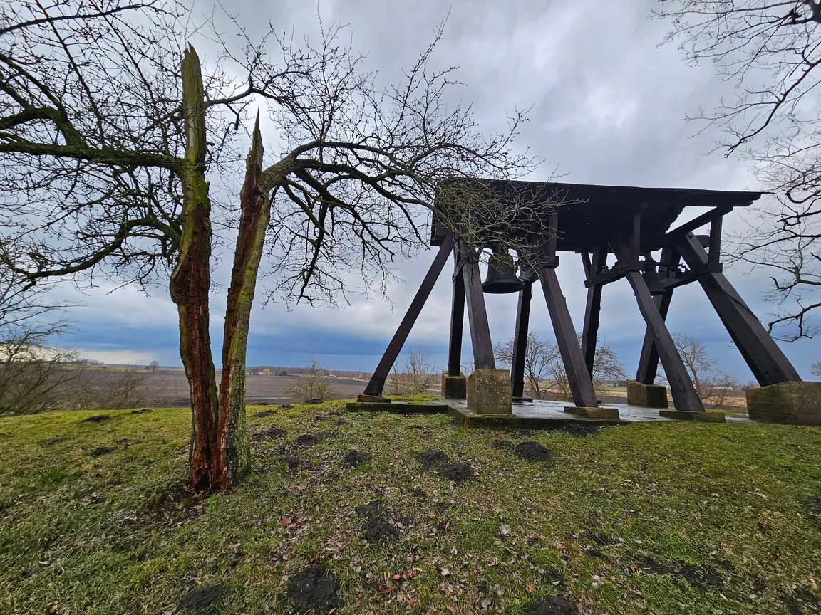 Rezerwat Archeologiczny – Gród Piastowski w Gieczu