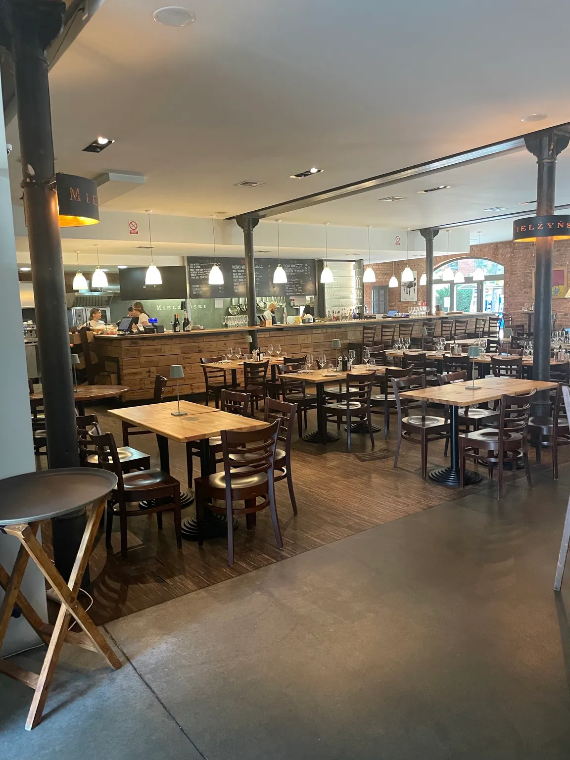 Mielżyński Poznań - Wine Bar & Sklep z winem