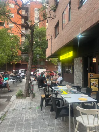 Bendita Birra Craft Beer Bar | Burgers & Tacos en Valencia
