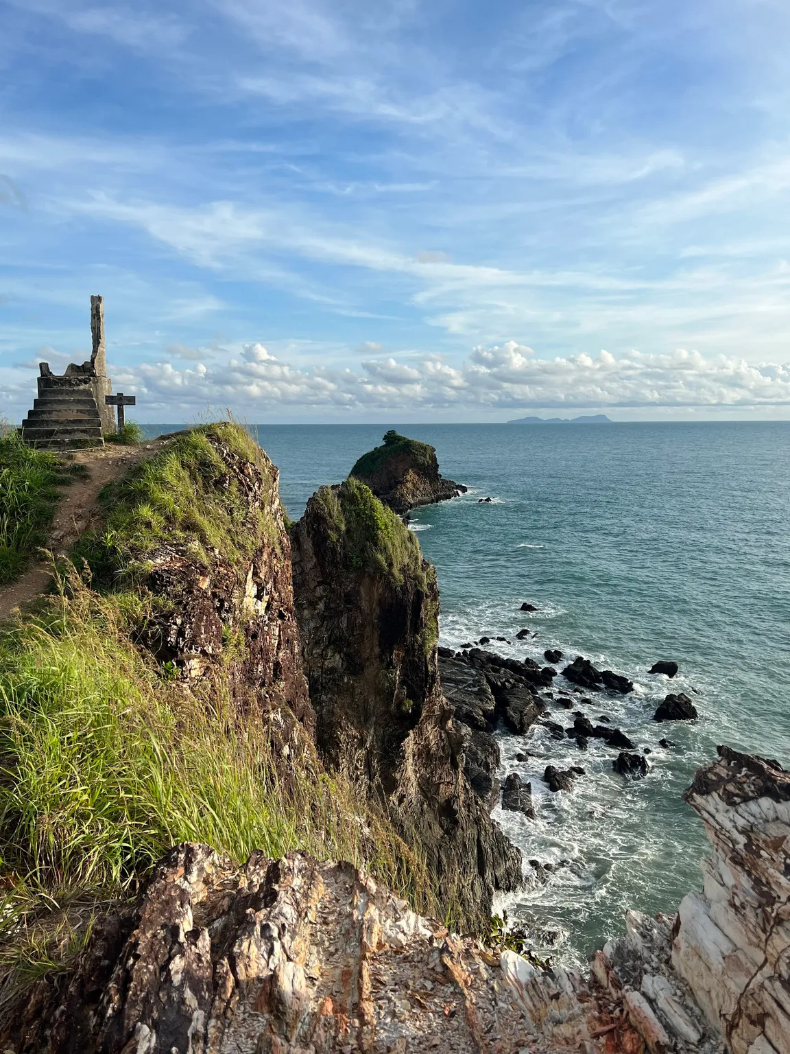 Lighthouse Koh Lanta, waterfall Bay